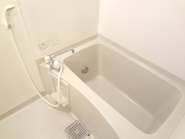 ウェルヴィラM.Mの浴室