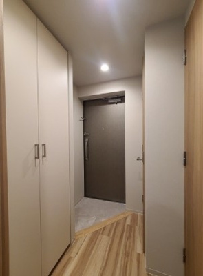 【玄関】 | ウェルスクエアイズム千川Ⅱ