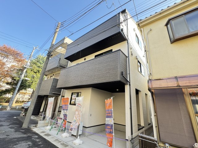 松戸市上矢切新築戸建【南部小学校：6分】の外観|完成済み内覧可能です！！