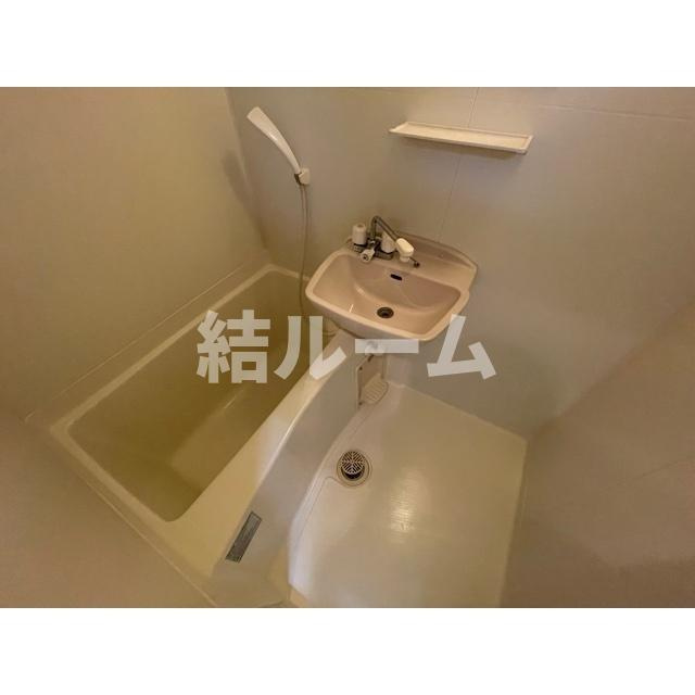 中野区江古田４丁目のアパートの浴室