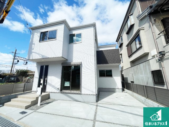 高槻市川西町　第1期　新築一戸建ての外観|お客様に長く安心して住んでいだだける事にこだわった家づくり！住んでからのアフターサービスにもしっかりと取り組んでいます！