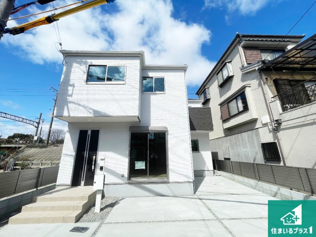 高槻市川西町　第1期　新築一戸建ての外観|安心の10年保証！外観を美しく保ち、雨水で汚れを落とします！気になることがありましたら、お気軽にお問い合わせください！