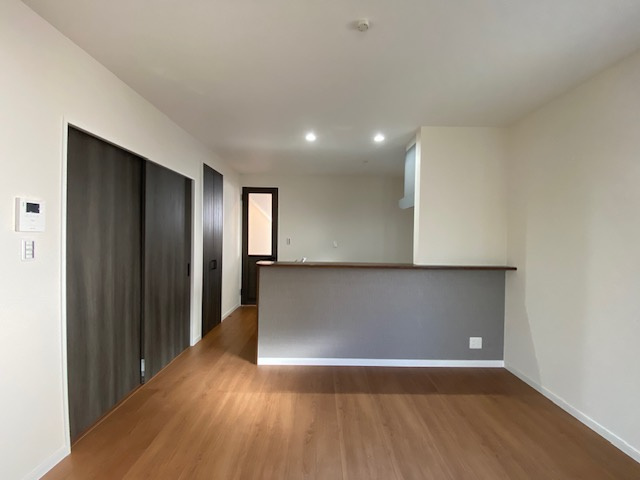 宝塚市清荒神4丁目　パノラマ　新築戸建の居間・リビング