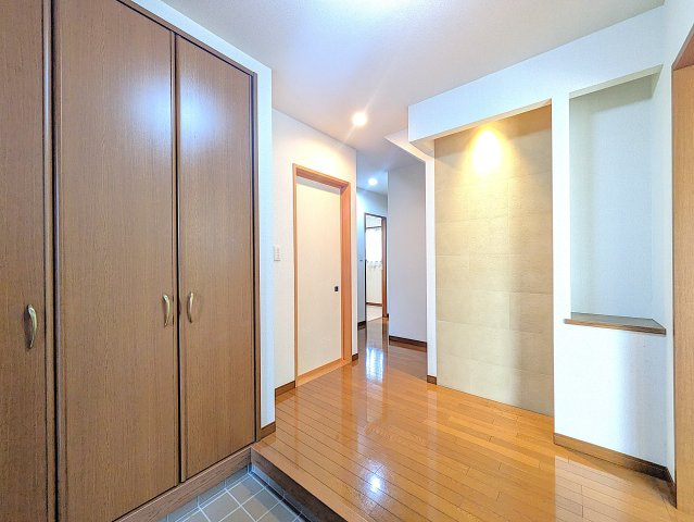 南矢島町戸建ての玄関