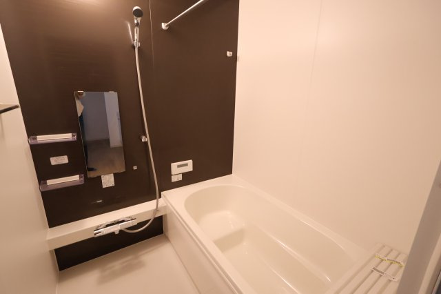 《仲介手数料無料》西区西大宮３丁目52-19新築一戸建てKEIAI GRACEの浴室
