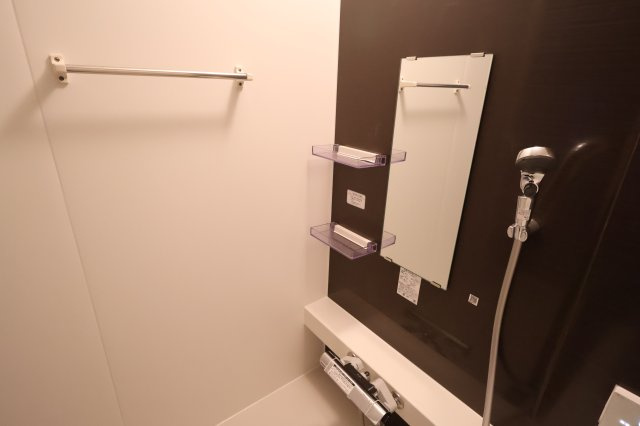 《仲介手数料無料》西区西大宮３丁目52-19新築一戸建てKEIAI GRACEの浴室