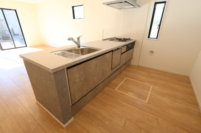 《仲介手数料無料》西区西大宮３丁目52-19新築一戸建てKEIAI GRACEのキッチン