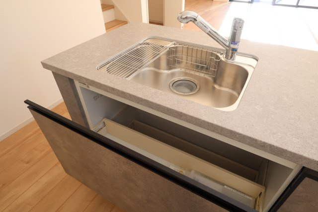 《仲介手数料無料》西区西大宮３丁目52-19新築一戸建てKEIAI GRACEのキッチン