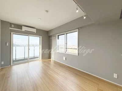 【居間・リビング】 | ULYSSES | 広々12帖LDK♪