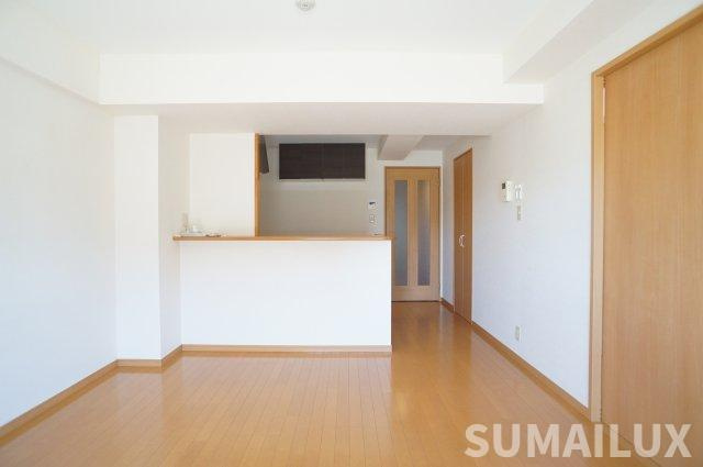 ナツ・グランジュの居間・リビング