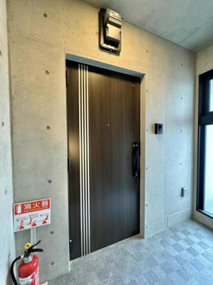 【玄関】 | アクロスシティ東日本橋 | シンプルで使いやすい玄関です