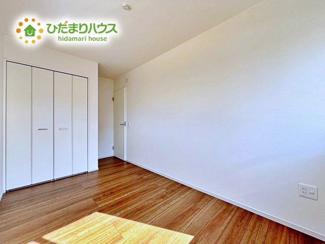 【洋室】 | ひたちなか市足崎1期　新築戸建　2号棟 | 机にベッドを置けば子供部屋の完成です！