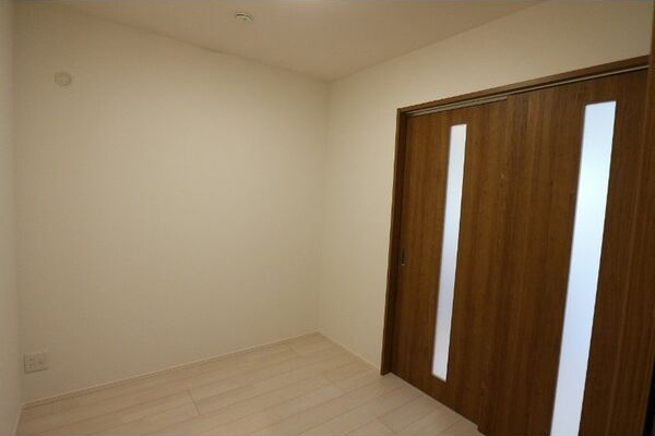 REGALEST観音の洋室|明るい洋室です