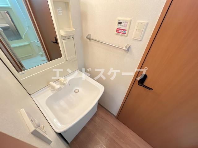 ちゅらストリームの洗面所|洗髪洗面化粧台