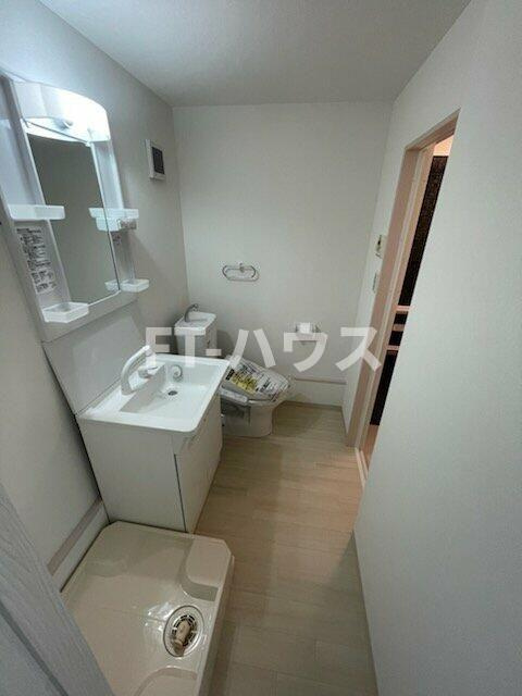 ブリーズ東船橋の洗面所