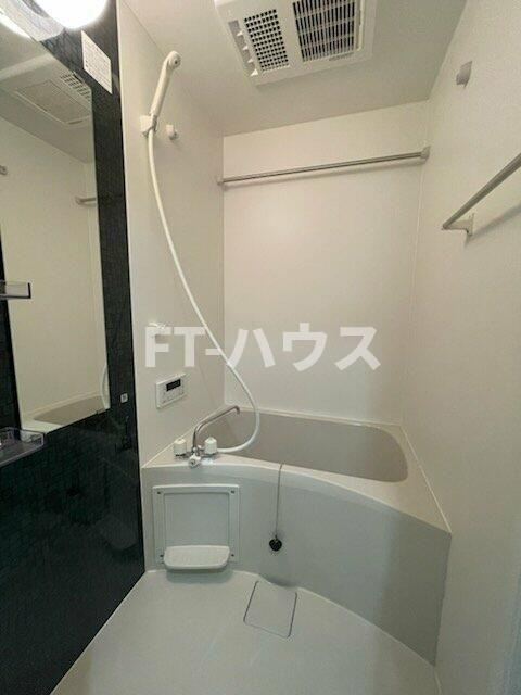 ブリーズ東船橋の浴室