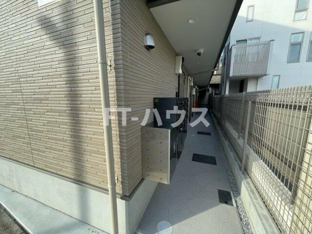 ブリーズ東船橋のエントランス