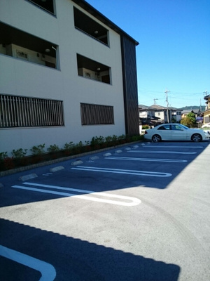 【駐車場】 | キャッスル ハイム