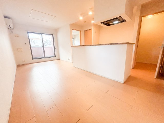 カーサ　エレガンツァの居間・リビング