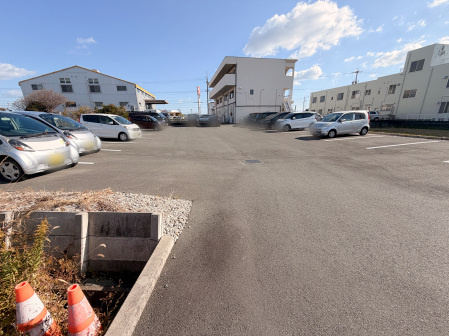 貴平ABCビルの駐車場