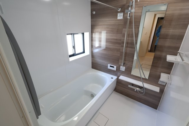 《仲介手数料無料》見沼区東大宮１丁目91-14新築一戸建てグラファーレの浴室