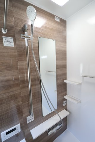 《仲介手数料無料》見沼区東大宮１丁目91-14新築一戸建てグラファーレの浴室