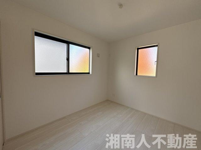 平塚市岡崎  新築戸建の洋室|コンパクトで使いやすい洋室です