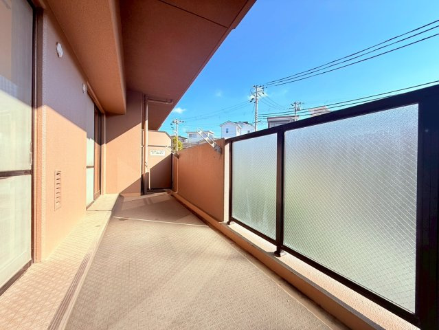 アルファステイツ朝霧丘のバルコニー