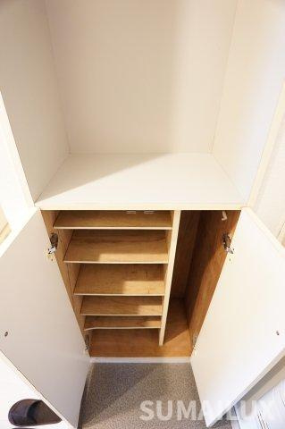 メゾン・ド・九品寺の収納