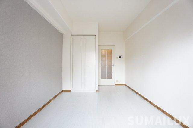 メゾン・ド・九品寺の居間・リビング