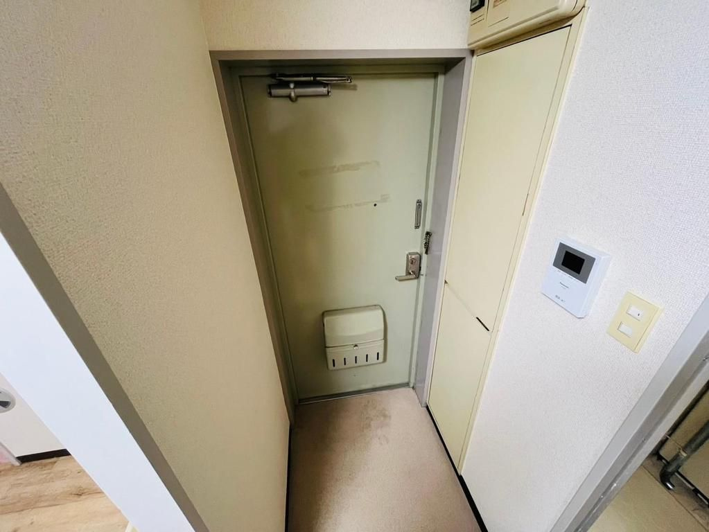 モンシャトー石神井成和の玄関