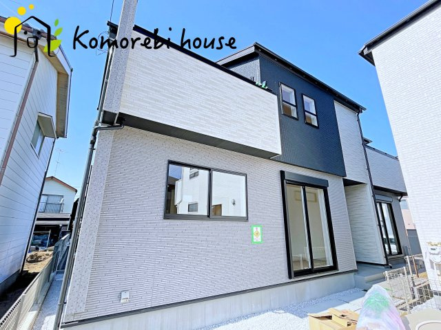 鴻巣市本町7丁目　新築一戸建て　ブルーミングガーデン　01の前面道路含む現地写真|撮影：'26/02/13