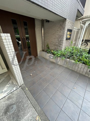 【エントランス】 | クローバーコート黒門町