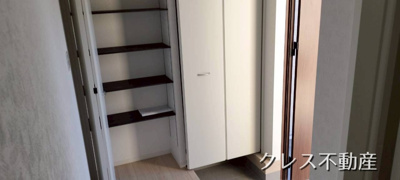 【玄関】 | 飯田グループ販売戸数全国7位の現地販売会社です【北足立郡伊奈町本町１-２６２-１付近】 | シューズボックス付きで玄関周りスッキリ！
室内（2026年3月）撮影