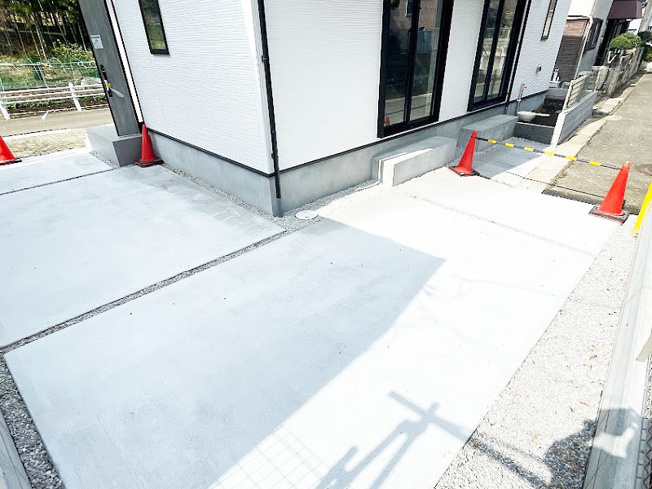【駐車場】 | 富士見市渡戸1丁目　新築一戸建住宅　全1棟　(ふじみ野店) | カースペースには駐車2台可能です！