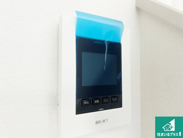 尼崎市武庫町　第2期　新築一戸建ての防犯設備|カラーモニターインターホン！声だけでなく来訪者の姿や顔がモニターで確認できるので、小さなお子様がいらっしゃるご家庭でも安心できます！