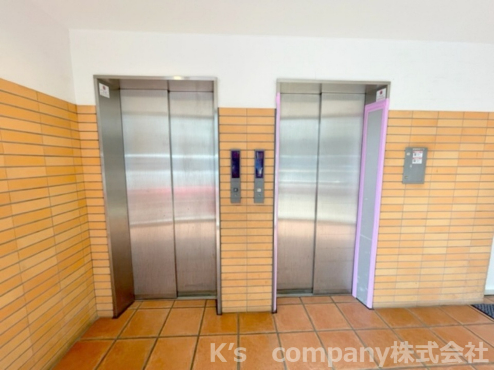 茅ヶ崎市緑が浜　ライオンズガーデン湘南緑が浜のその他共用部分|エレベーター２基付き☆