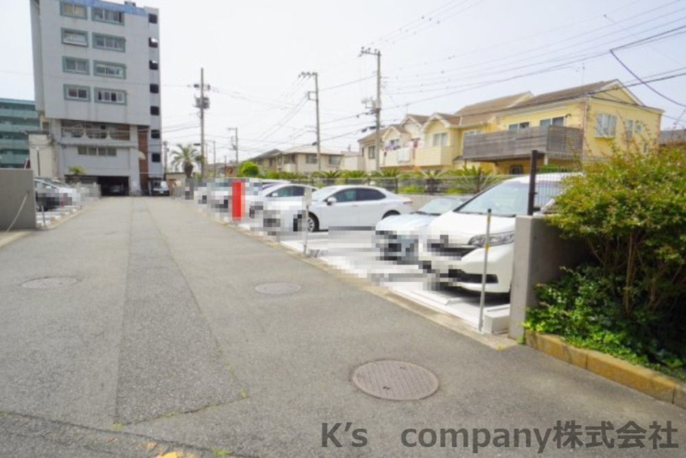 茅ヶ崎市緑が浜　ライオンズガーデン湘南緑が浜の駐車場|駐車スペース◇