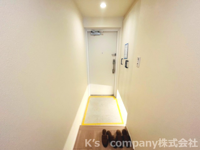 茅ヶ崎市緑が浜　ライオンズガーデン湘南緑が浜の玄関|ダウンライトがおしゃれな玄関スペース☆