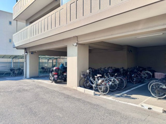 【駐輪場】 | 丹波橋日光ハイツ | 【敷地内駐輪場】
※駐車場等の空き状況は都度要確認