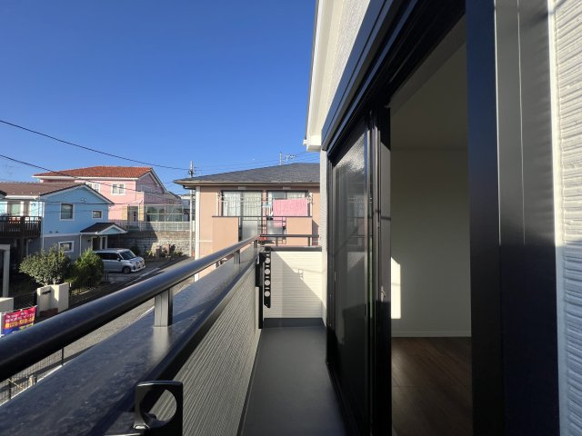 旭区で住みたい街といったらココ！！【旭区白根６丁目新築戸建】のバルコニー