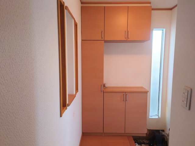 売中古戸建　藤枝市高岡2丁目の玄関|収納スペースは豊富です！