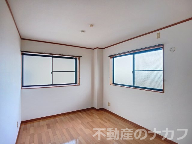 コーポアルカスの洋室|※地震前の写真です