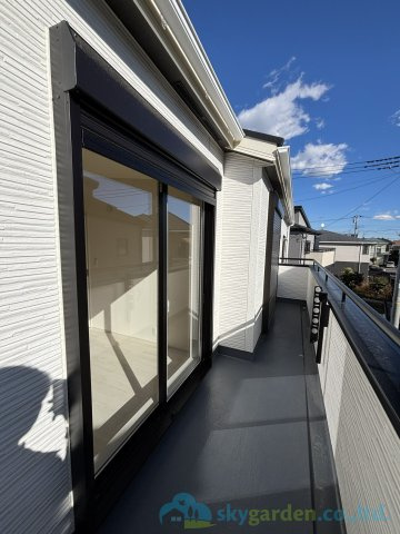 平塚市纏　新築戸建　全10棟10号棟のバルコニー