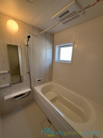 平塚市纏　新築戸建　全10棟10号棟の浴室