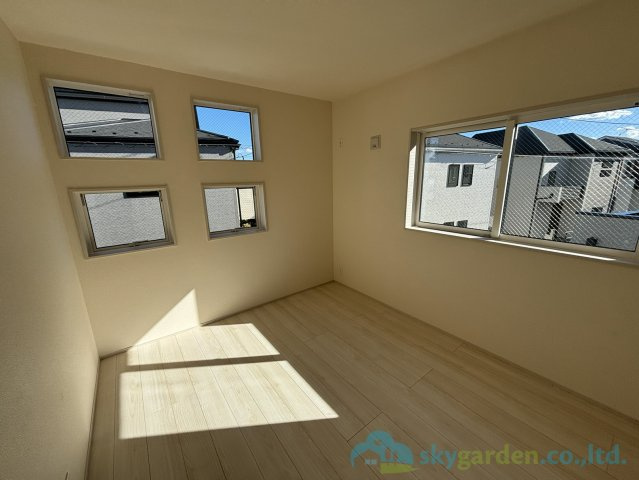 平塚市纏　新築戸建　全10棟10号棟の寝室