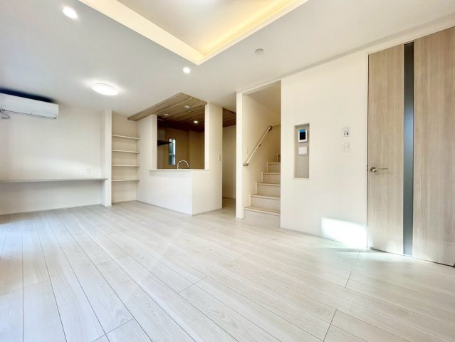 杉並区下高井戸4丁目　新築戸建