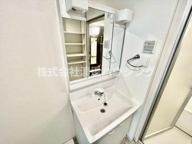 GRAND RESIDENCE ESAKAの洗面所