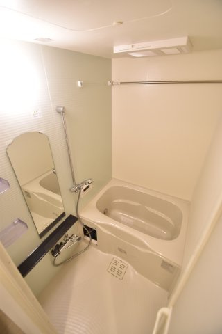 大阪市都島区都島北通２丁目の賃貸マンションの浴室