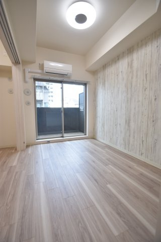 大阪市都島区都島北通２丁目の賃貸マンションの居間・リビング